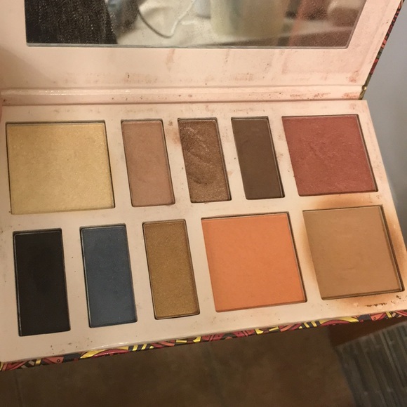 LORAC eye/cheek palette! - Picture 2 of 5